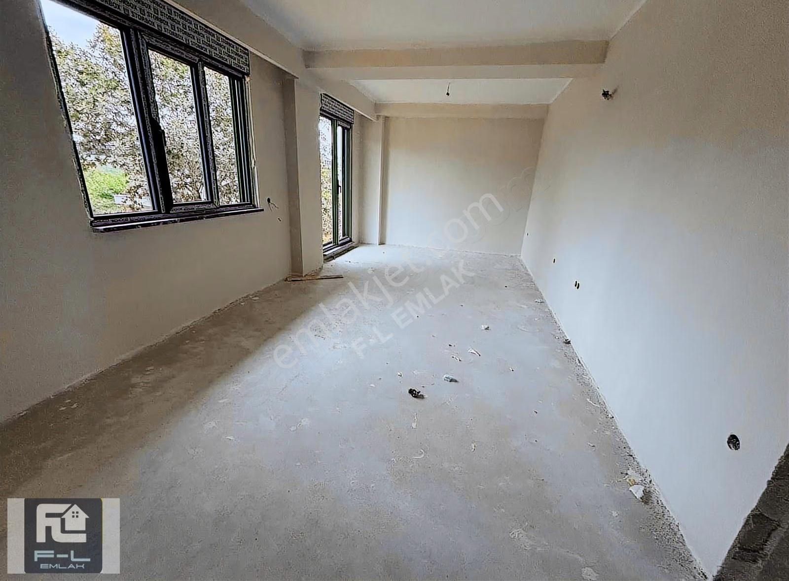 F-l Emlaktan Şile Sahilköy Deniz Manzaral Sitede Villa 7+1 255m2 - Görsel 11