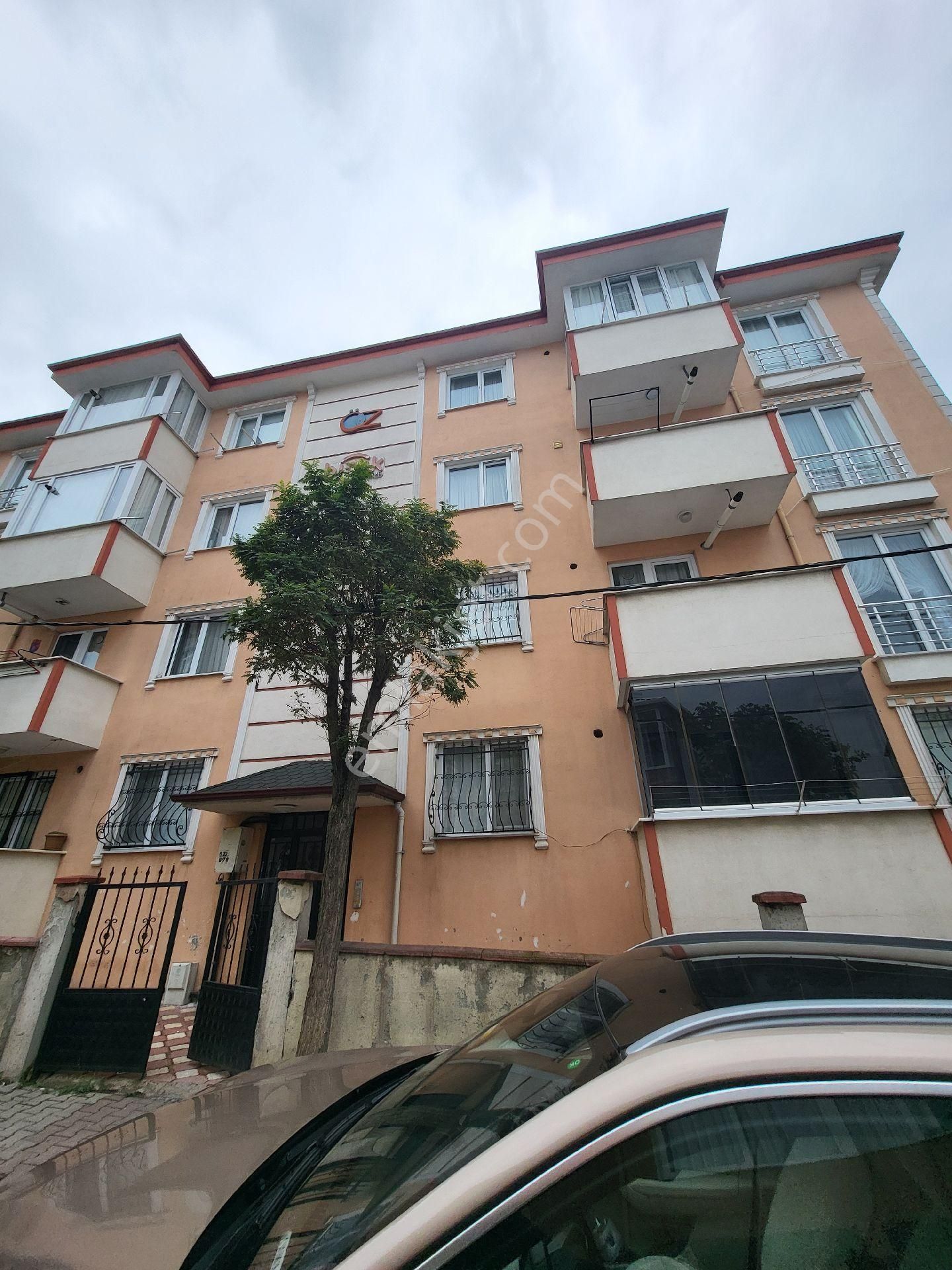 Koru Emlak'tan:2+1=95m2 Tüm Kredilere Uygun Boş Daire