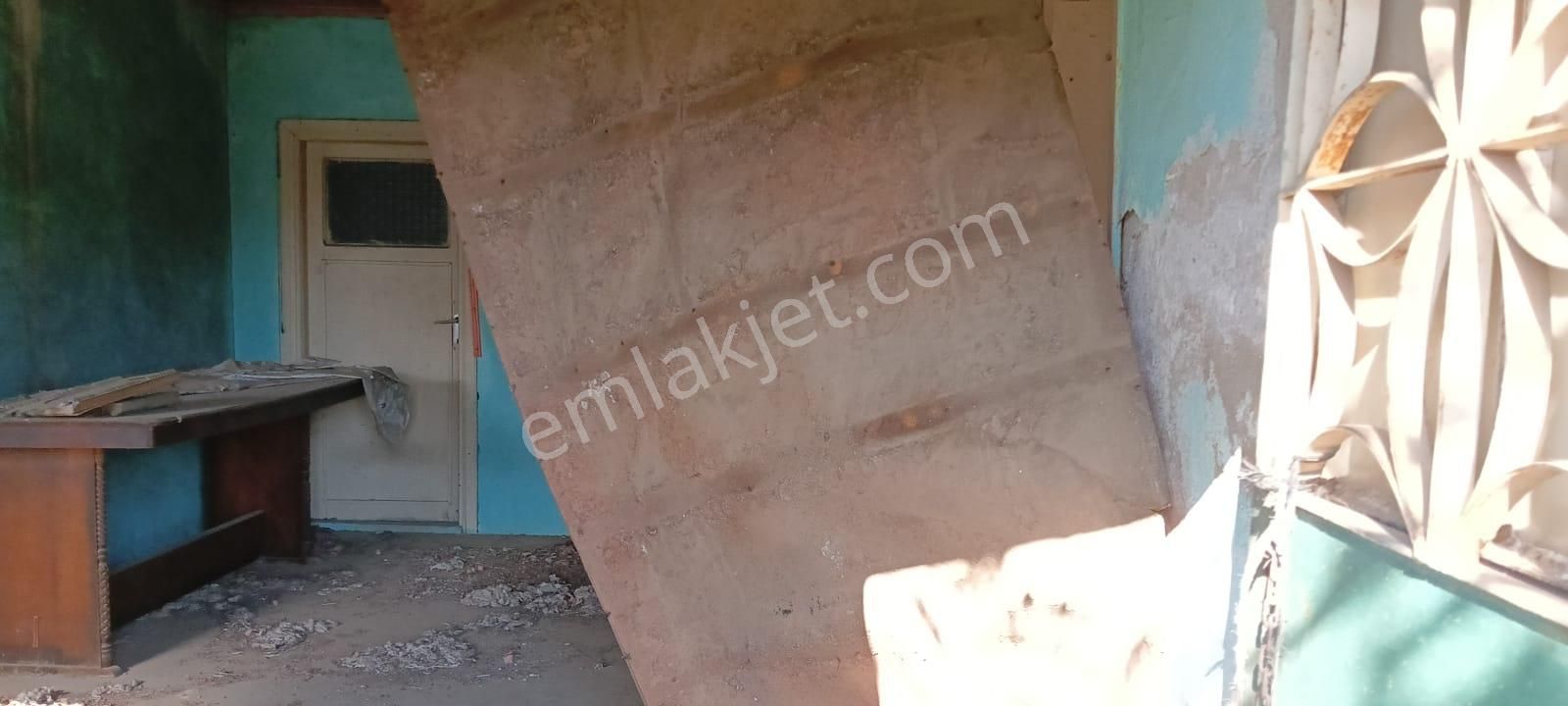 Termal Tatil Köyü Bayındır Ergenli'de Muhteşem Müstakil Ev - Görsel 3