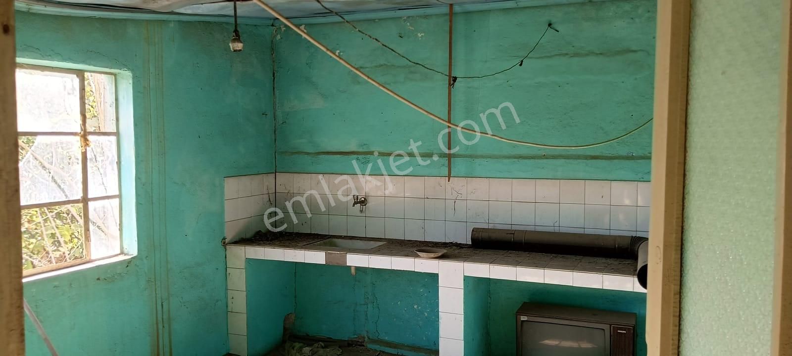 Termal Tatil Köyü Bayındır Ergenli'de Muhteşem Müstakil Ev - Görsel 23