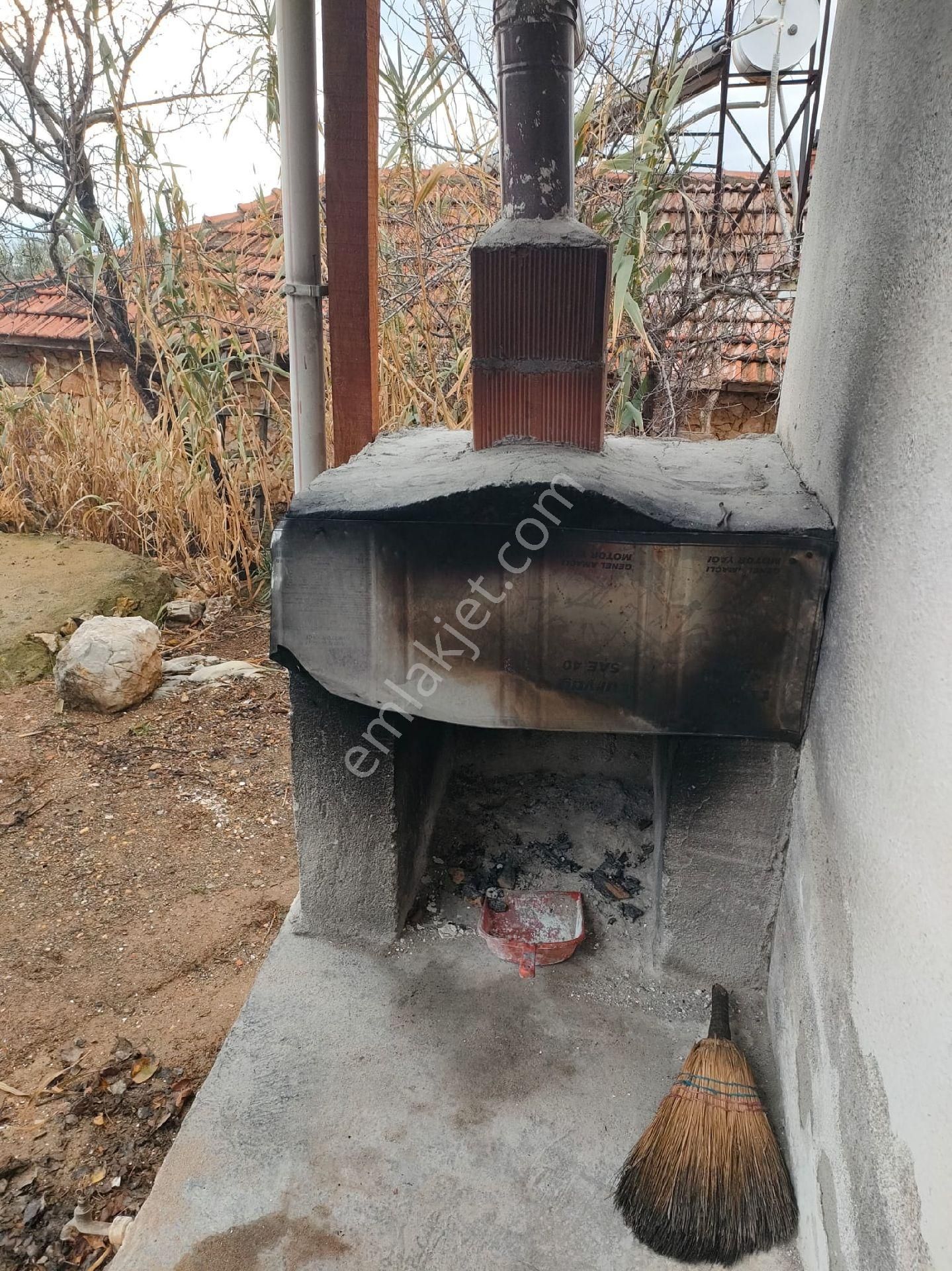 İzmir Bergama Çamoba Mah Satılık Köy Evi - Görsel 7