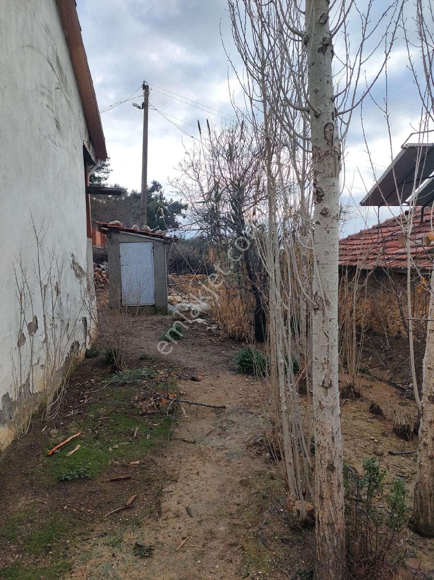 İzmir Bergama Çamoba Mah Satılık Köy Evi - Görsel 19