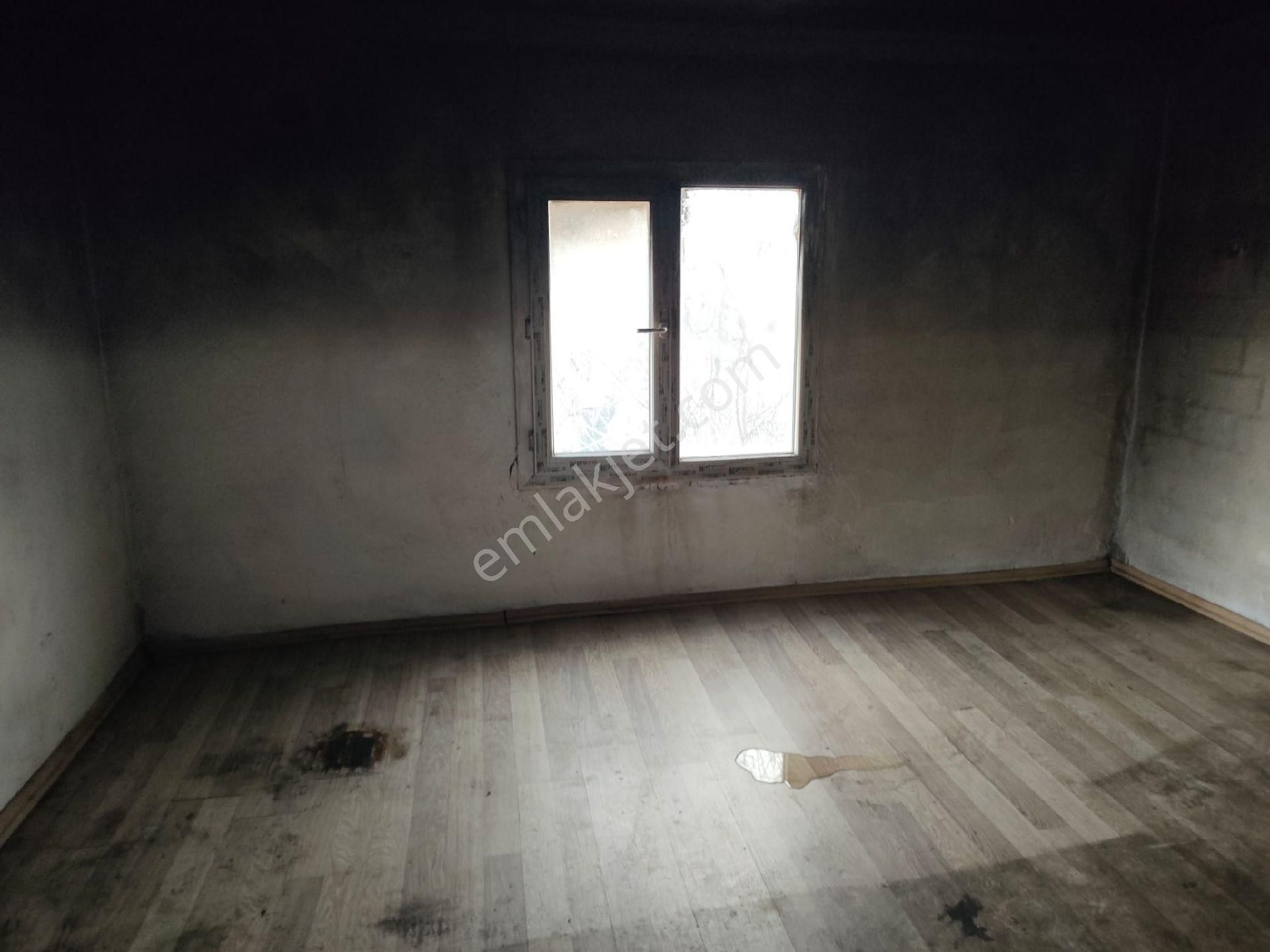 İzmir Bergama Çamoba Mah Satılık Köy Evi - Görsel 17