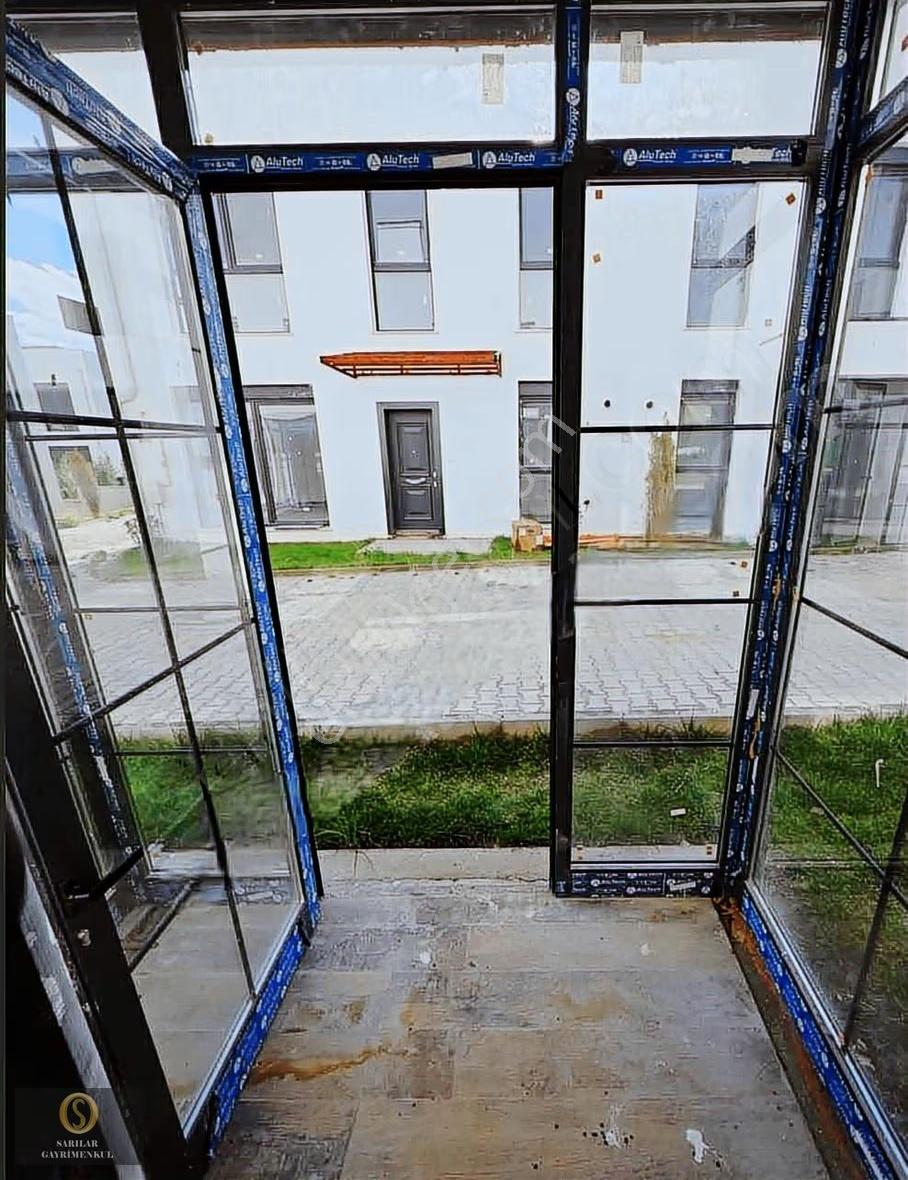 Sarılar Gm'den 4+1 Havuzlu Site İçerisi Bahçeli Satılık Villa - Görsel 19