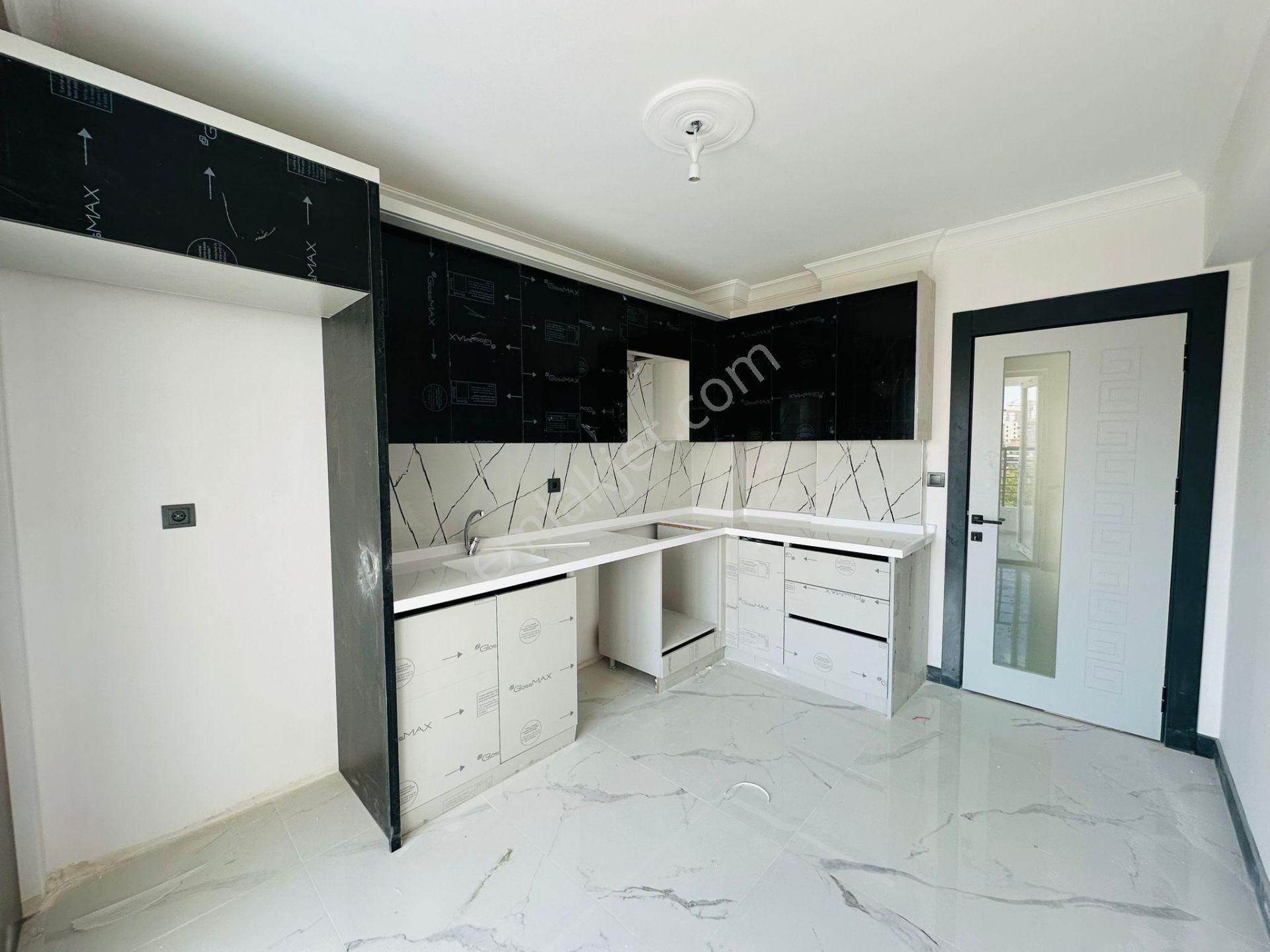 Başpınar'da Full Yapılı Teras Balkonlu 3+1 Geniş Sıfır Daire !! - Görsel 4