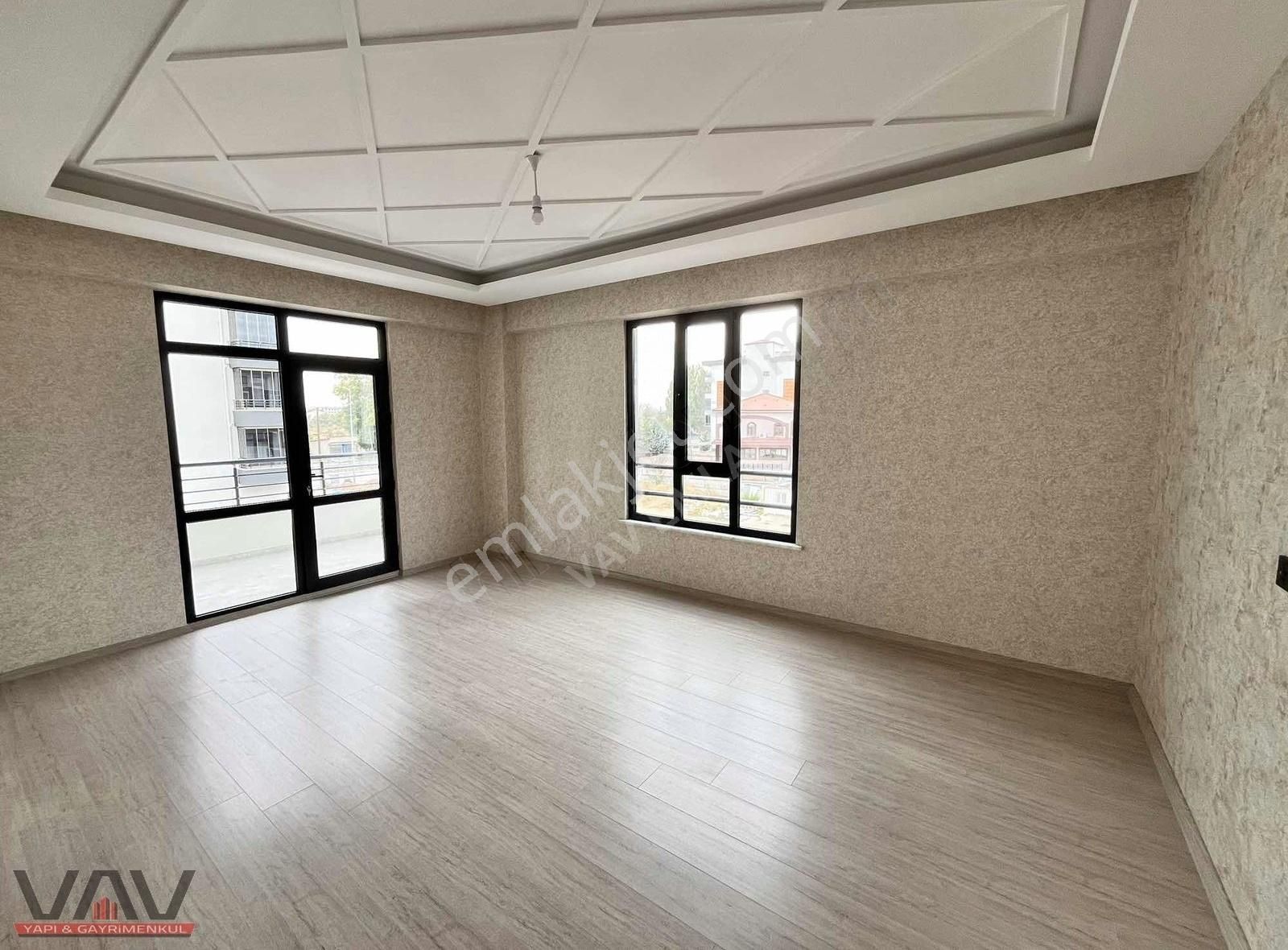 Meram Uluğbey Mahallesinde Oturuma Haazır Sıfır Lüks 3+1 Daire! - Görsel 4