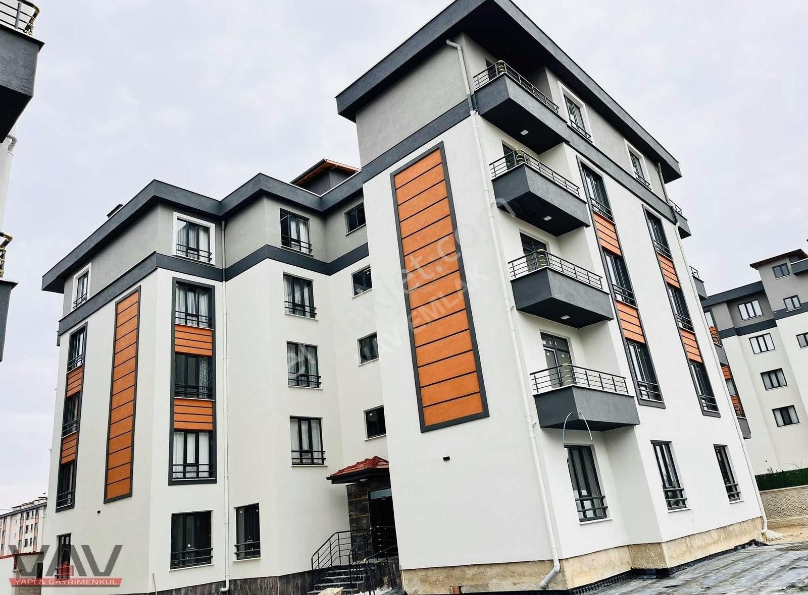 Meram Uluğbey Mahallesinde Oturuma Haazır Sıfır Lüks 3+1 Daire! - Görsel 24