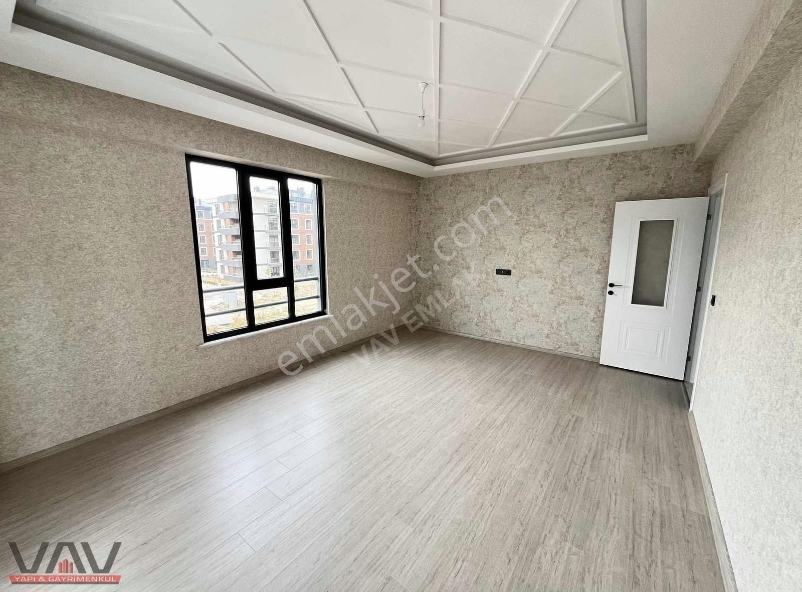 Meram Uluğbey Mahallesinde Oturuma Haazır Sıfır Lüks 3+1 Daire! - Görsel 12