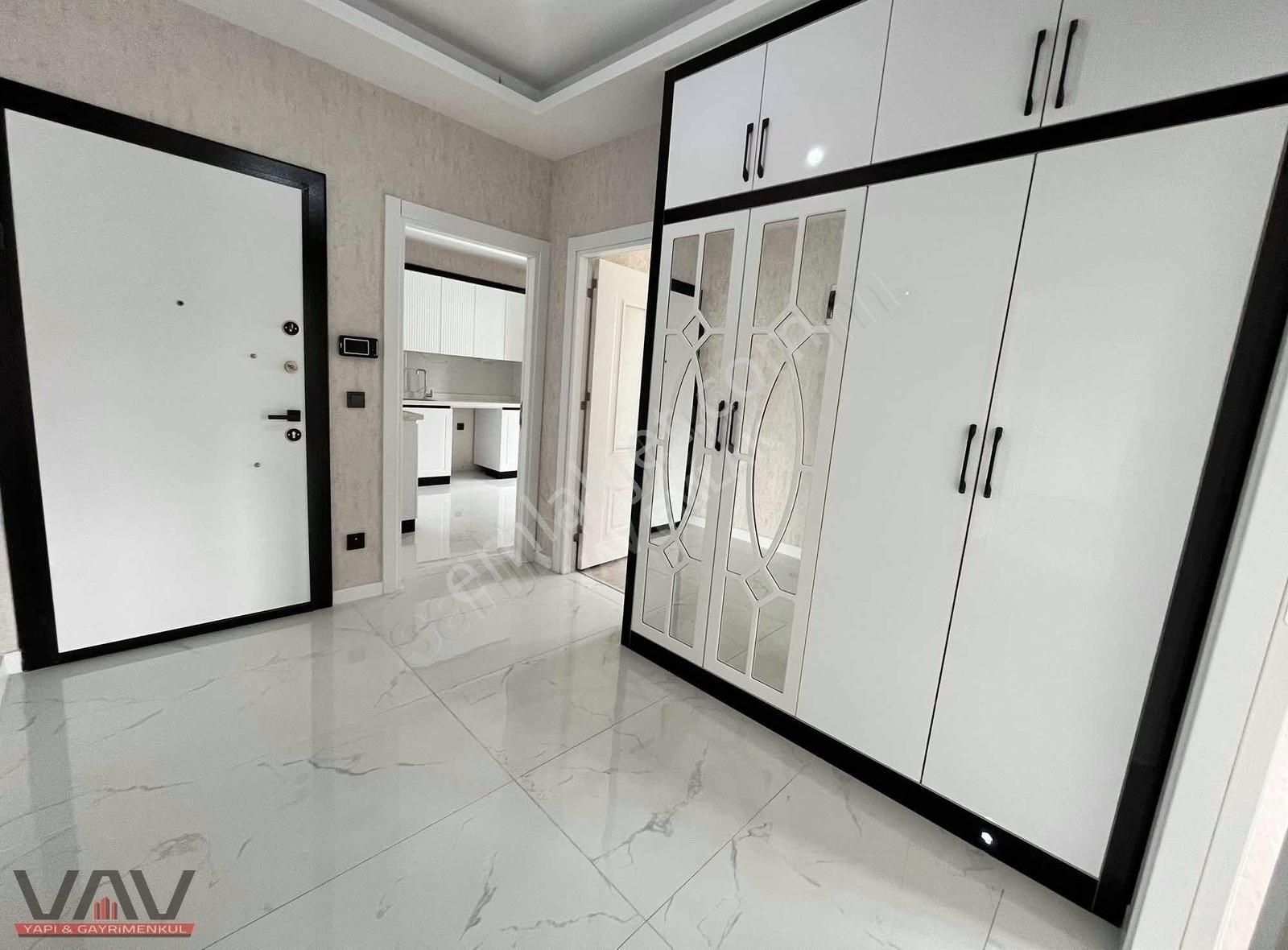 Meram Uluğbey Mahallesinde Oturuma Haazır Sıfır Lüks 3+1 Daire! - Görsel 16