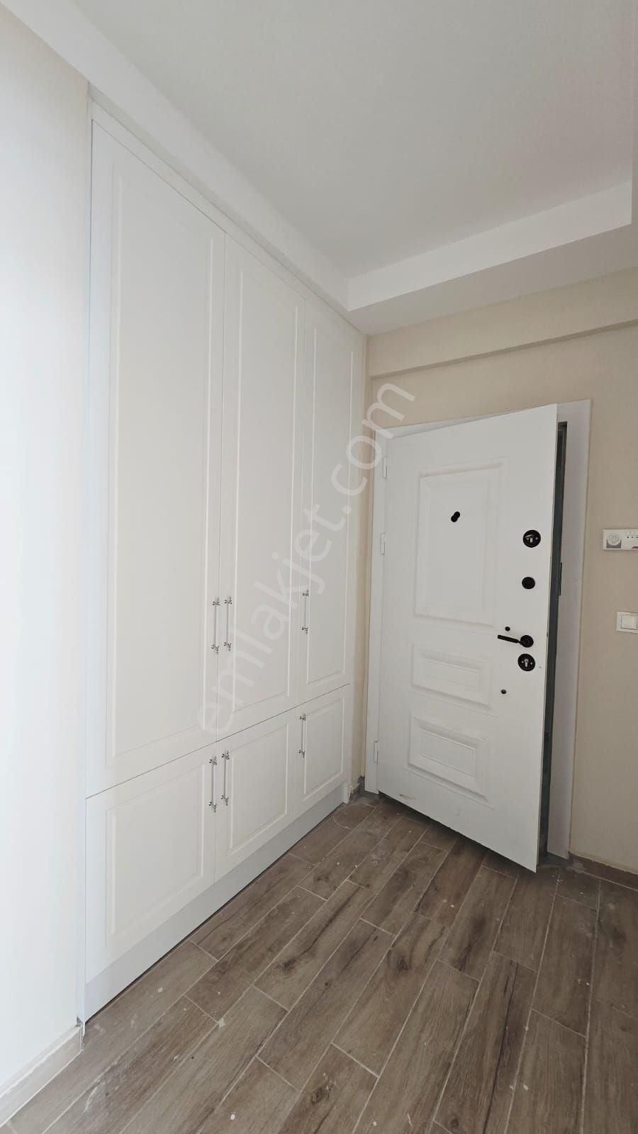 Alaçatı Tarzı Mimari – Havuzlu Sitede 2+1 Dubleks, Şömineli Teraslı! - Görsel 4