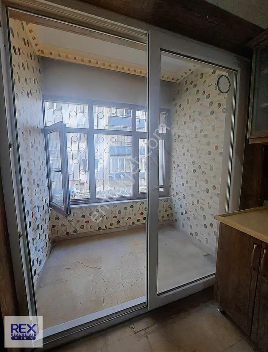 Alpaslan Mah. 4+1 Giyinme Odalı Geniş Ferah Daire - Görsel 4