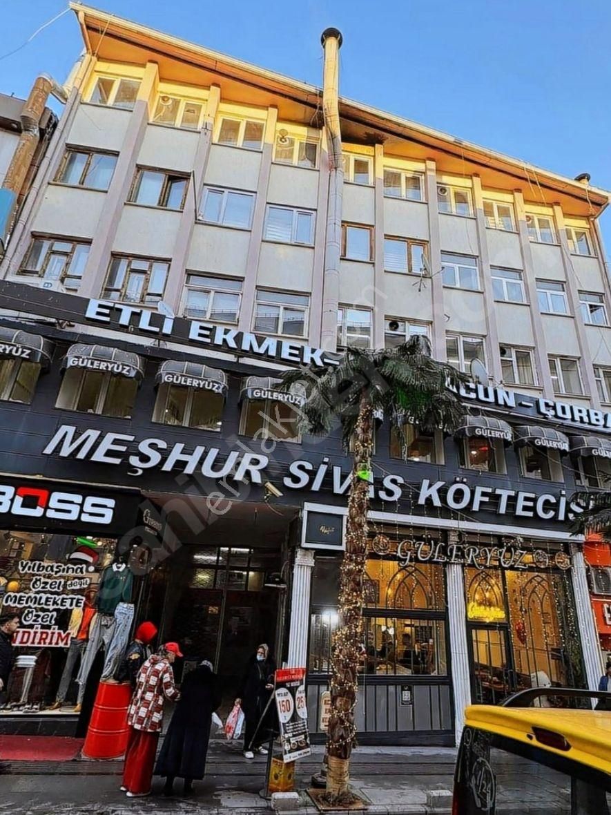 Karahan Emlak'tan Satılık 100 M² Dükkan*sivas Merkez Çarşının Tam Göbeğinde