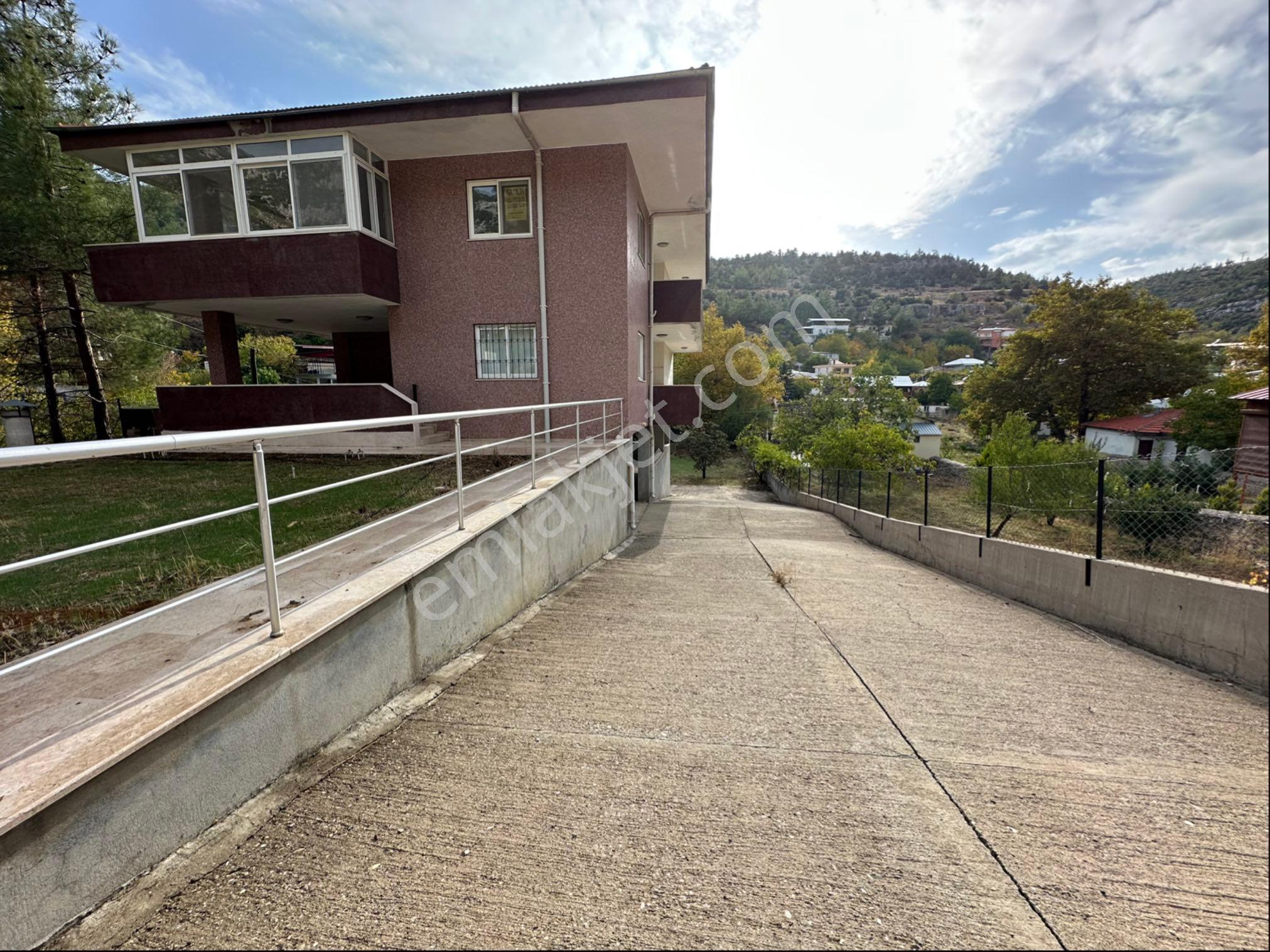 Silifke Gökbelen Mah Müstakil 2 Katlı Daire - Görsel 24