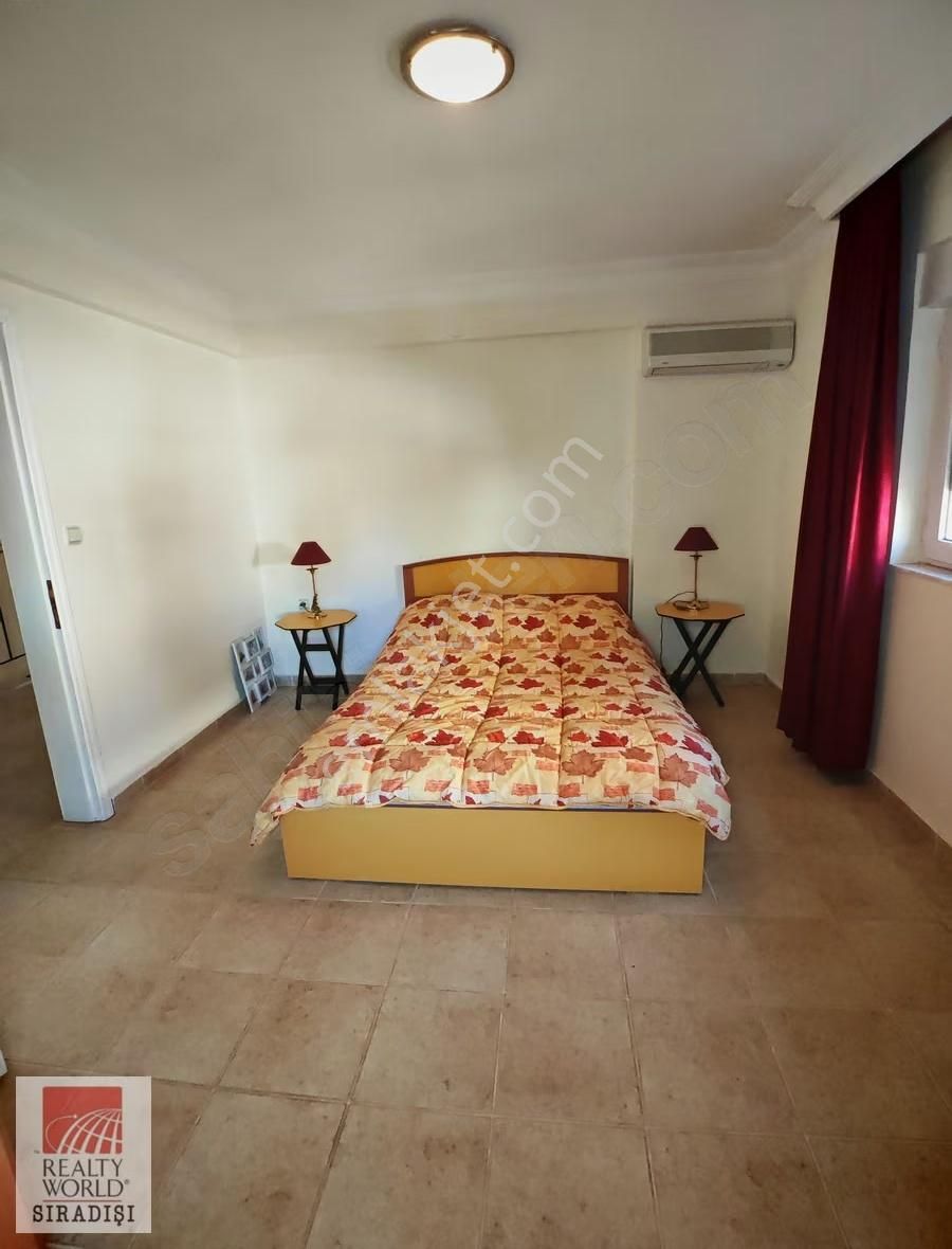 Altıntaş'ta Satılık Site İçi Satılık 4+1 Villa - Görsel 3