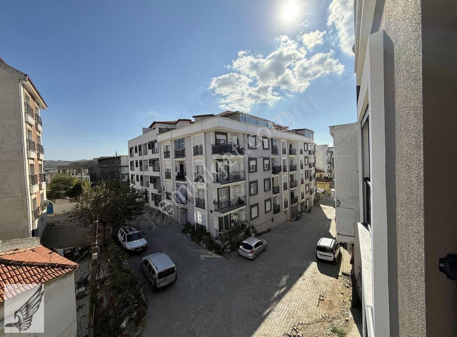 Seferihisar Çarşı Merkezine Yakın 2+1 Satılık Lüks Daire - Görsel 21