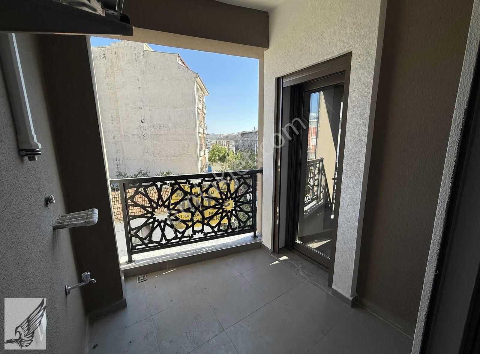 Seferihisar Çarşı Merkezine Yakın 2+1 Satılık Lüks Daire - Görsel 12