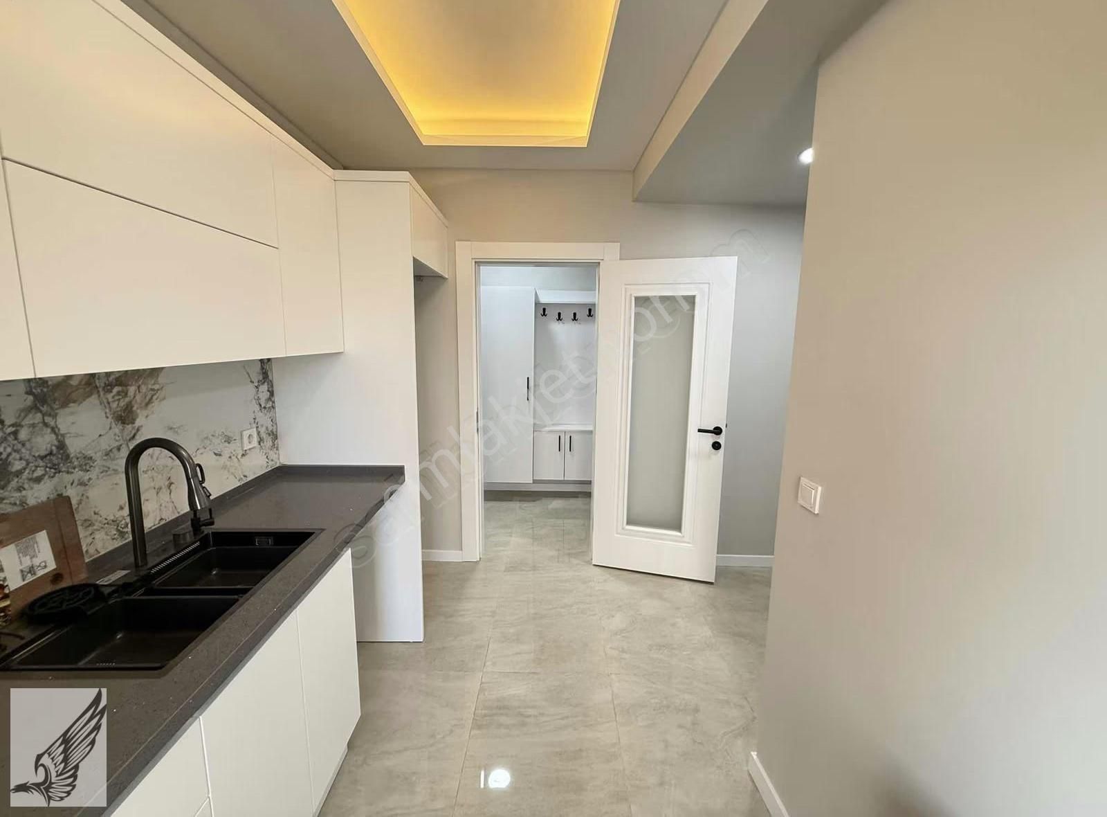 Seferihisar Çarşı Merkezine Yakın 2+1 Satılık Lüks Daire - Görsel 20