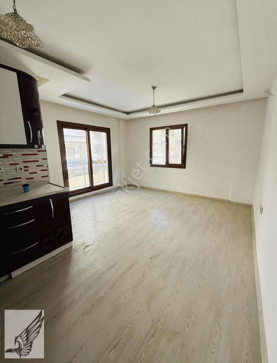 İzmir Asfaltına Yakın Köşe Konumda Ebeveyn Banyolu 3+1 Daire - Görsel 15
