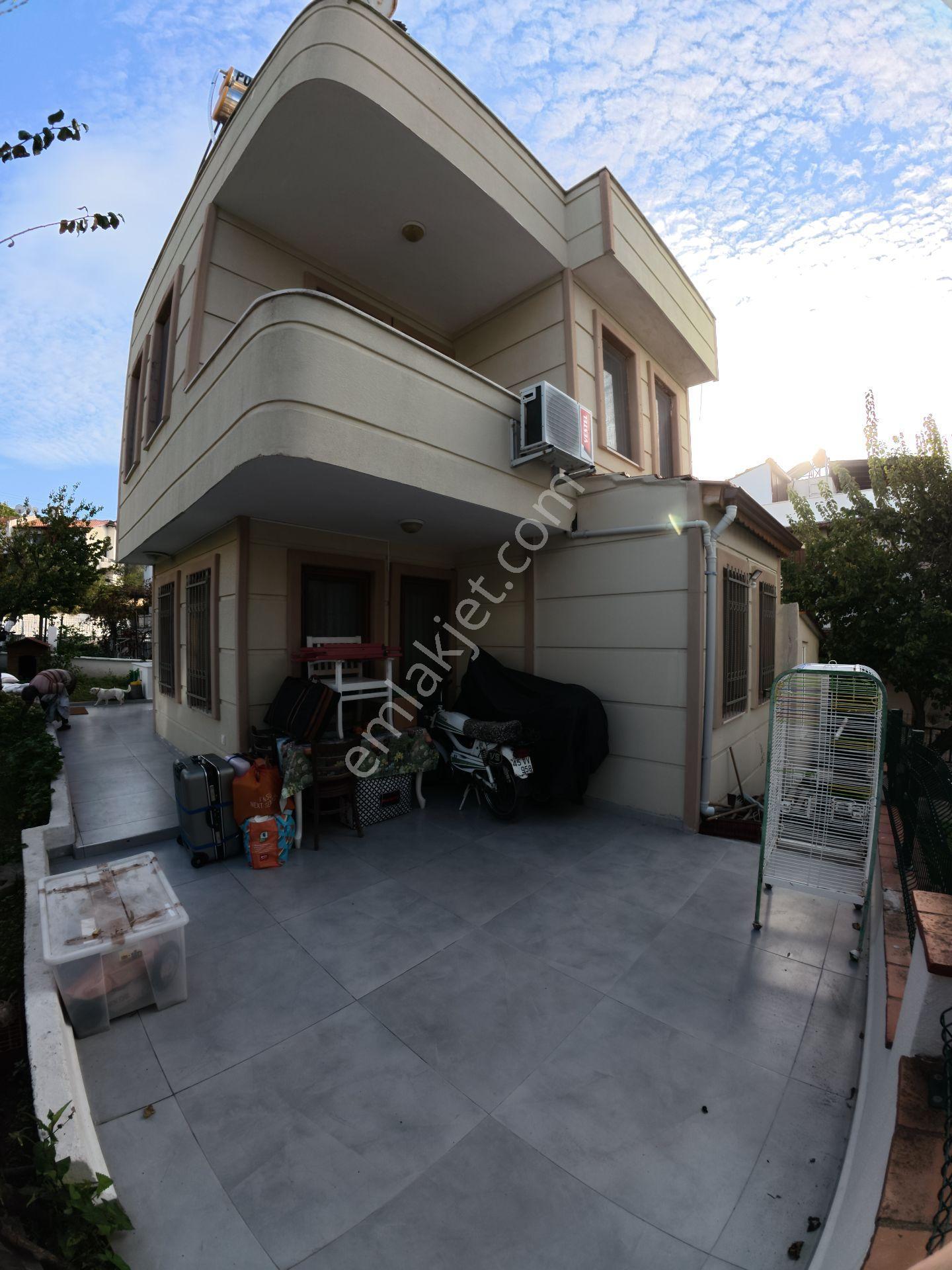 3+1 Denize Yakın Bahçeli Müstakil Satılık Villa - Görsel 3