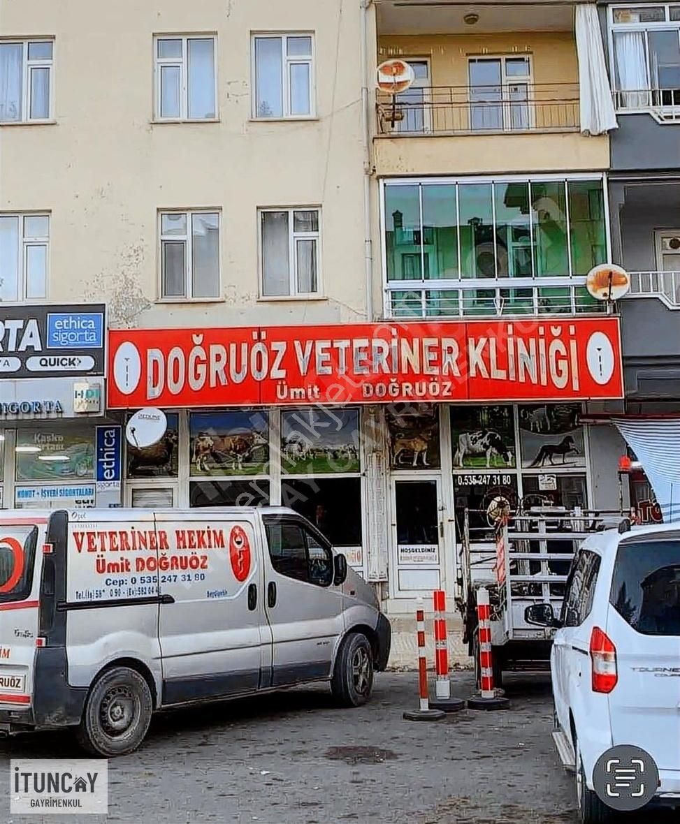 Eski Garaj Civarı Satılık Dükkan