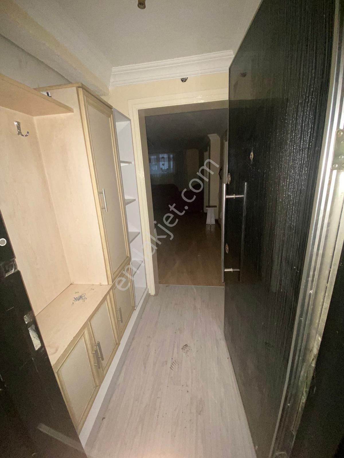 Akay Gayrimenkulden Turan Mahallesinde Yarı Bodrum Daire - Görsel 3