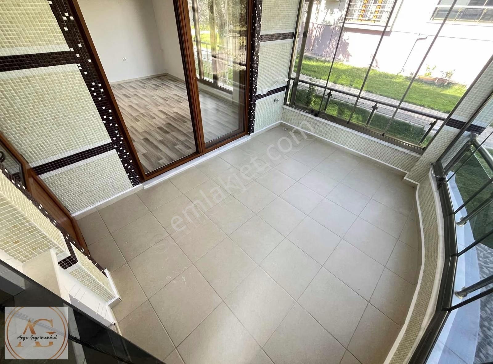 Arya'dan Güre'de Deniz Tarafında 2+1 Bahçe Katı Satılık Daire - Görsel 35