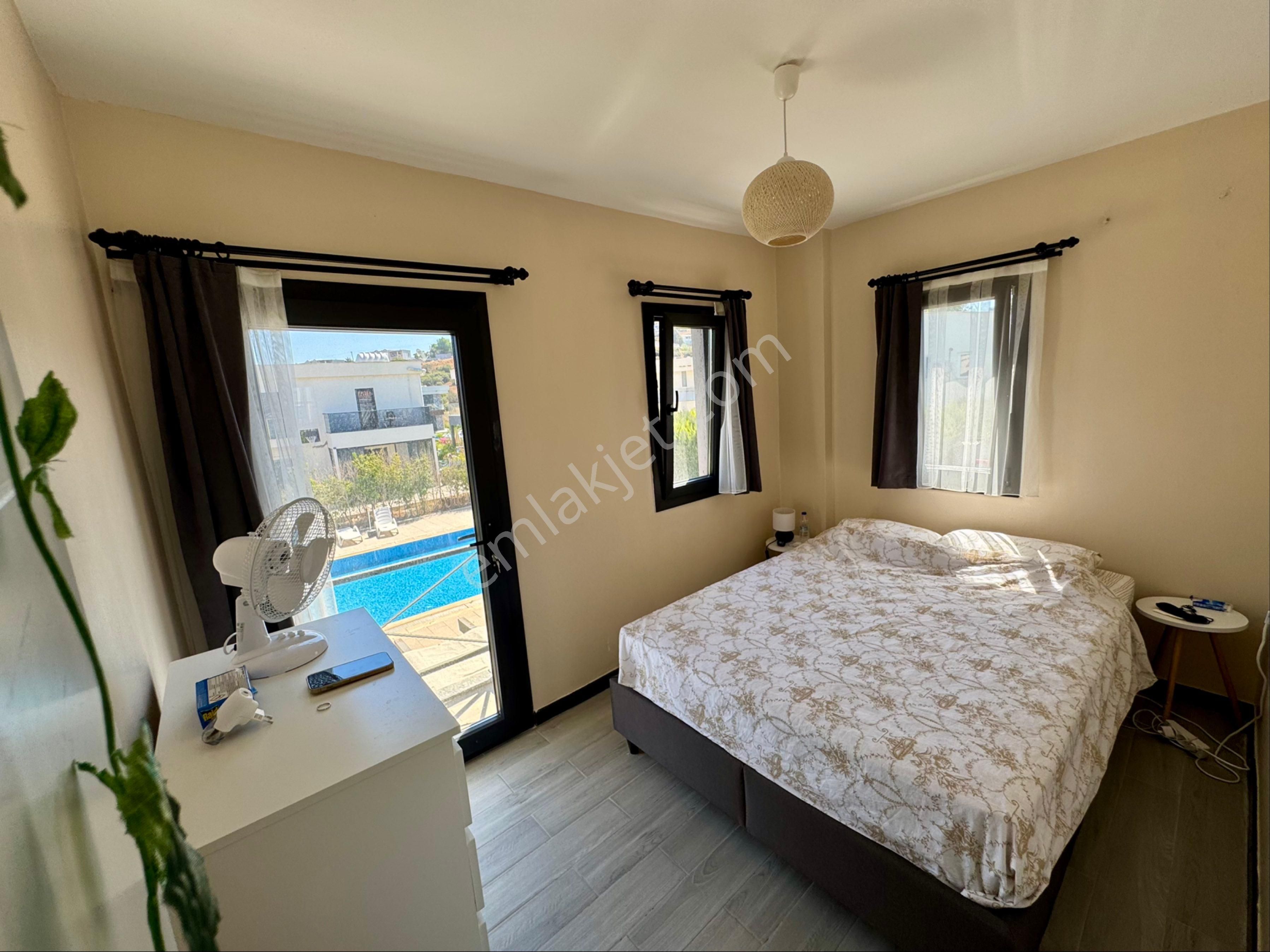Bodrum Güvercinlik 3km Mesafede Bahçeli Villa Tip Dublex 2+1 - Görsel 19
