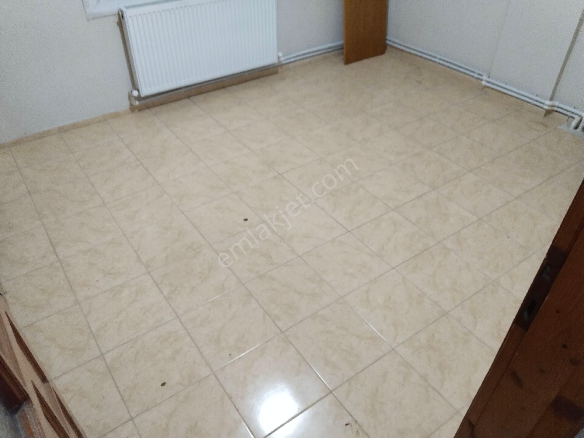 Bergama Fatih Mah Doğalgazlı 2+1 Geniş Kiralık Daire - Görsel 13