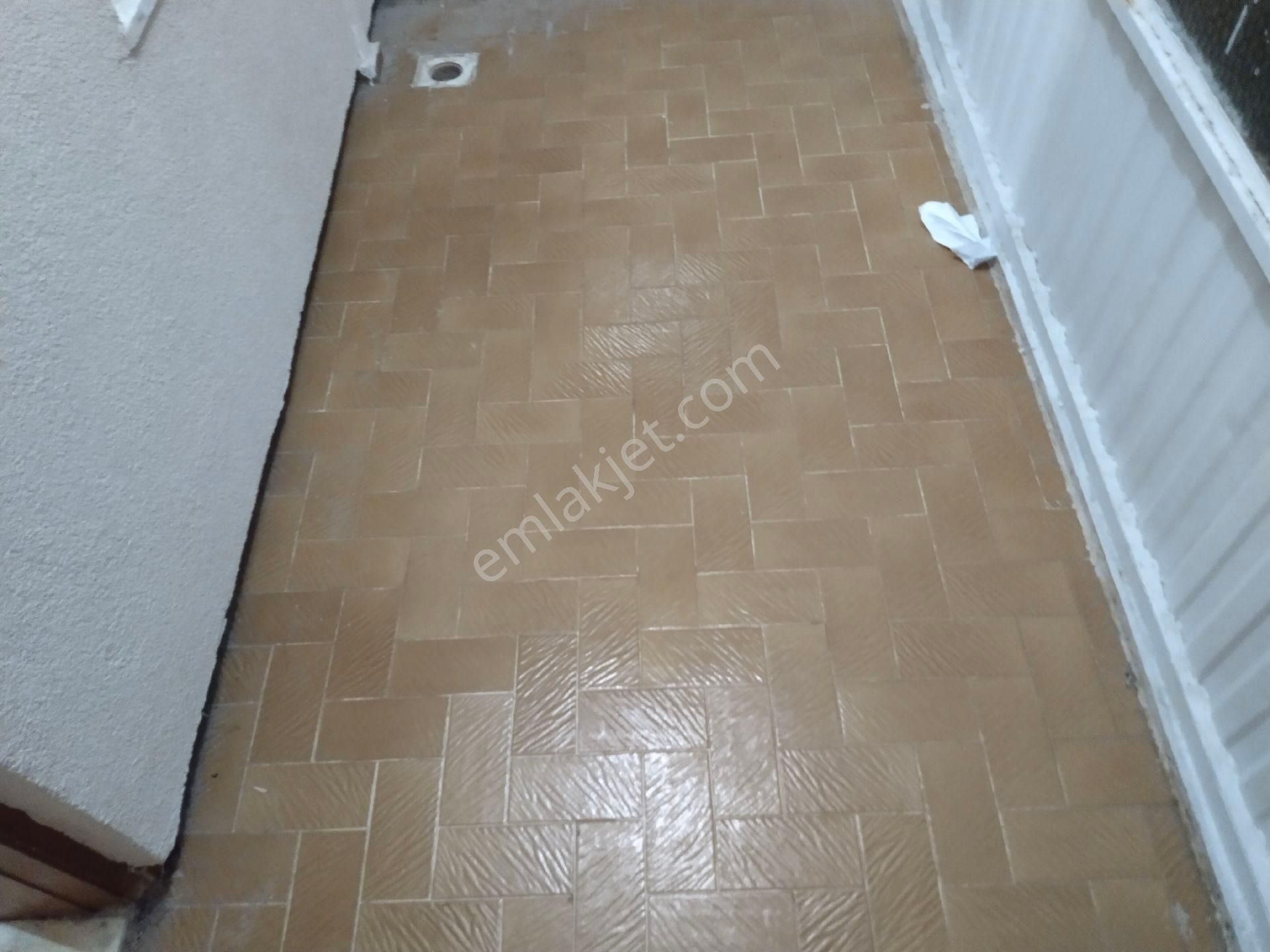 Bergama Fatih Mah Doğalgazlı 2+1 Geniş Kiralık Daire - Görsel 15