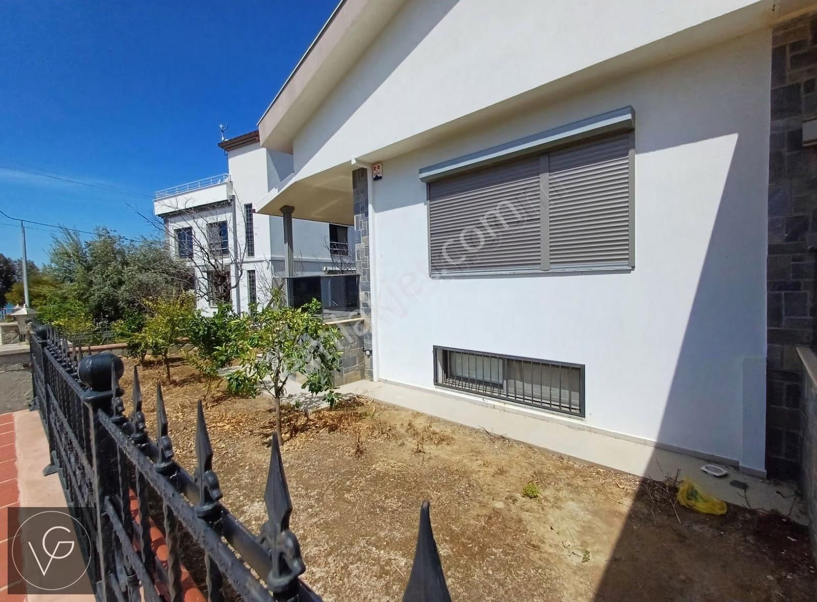 Didim Akbükte Denize 100 Metre Müstakil Ayrı Mutfak 4+1villa - Görsel 20