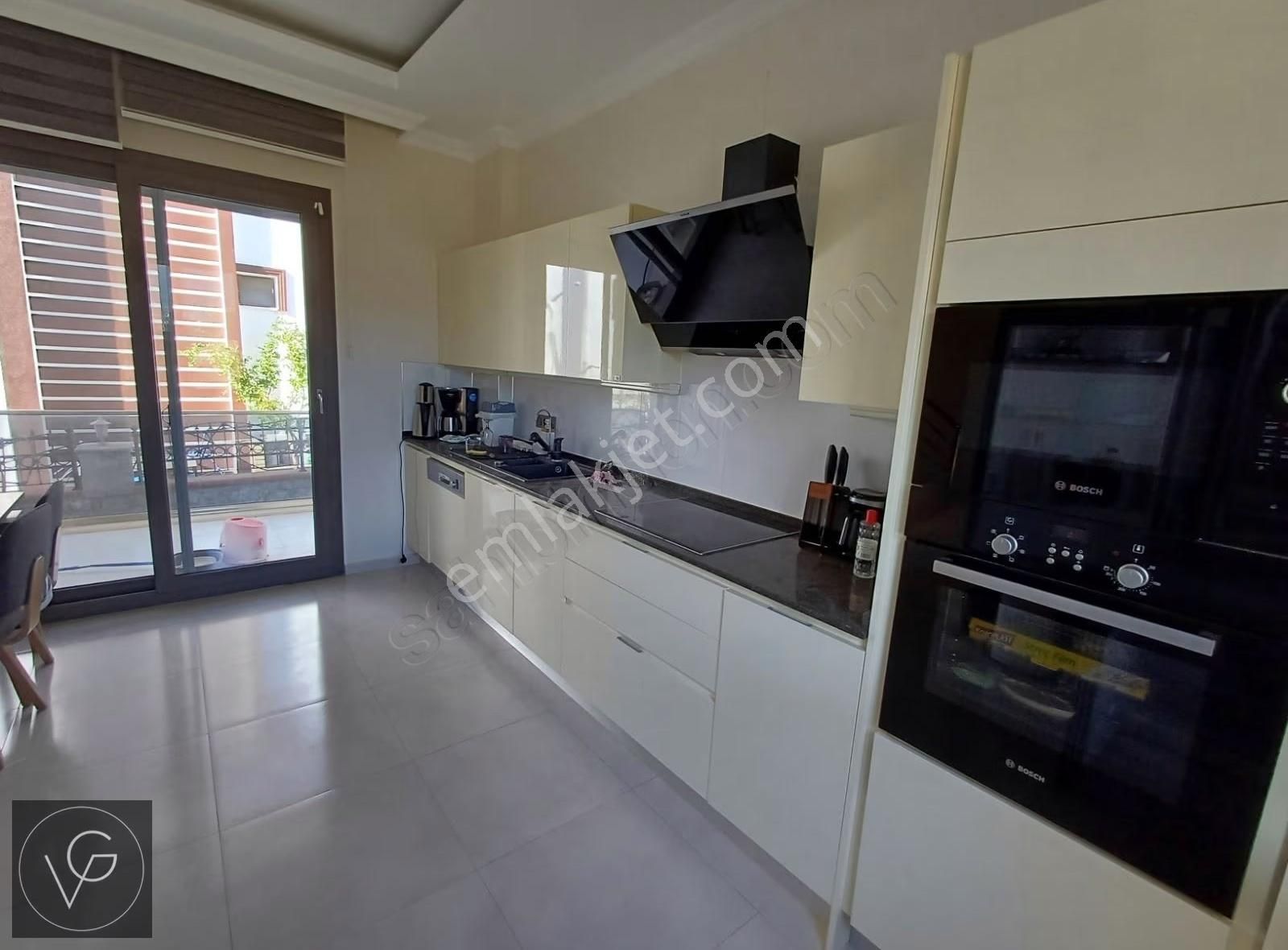 Didim Akbükte Denize 100 Metre Müstakil Ayrı Mutfak 4+1villa - Görsel 11