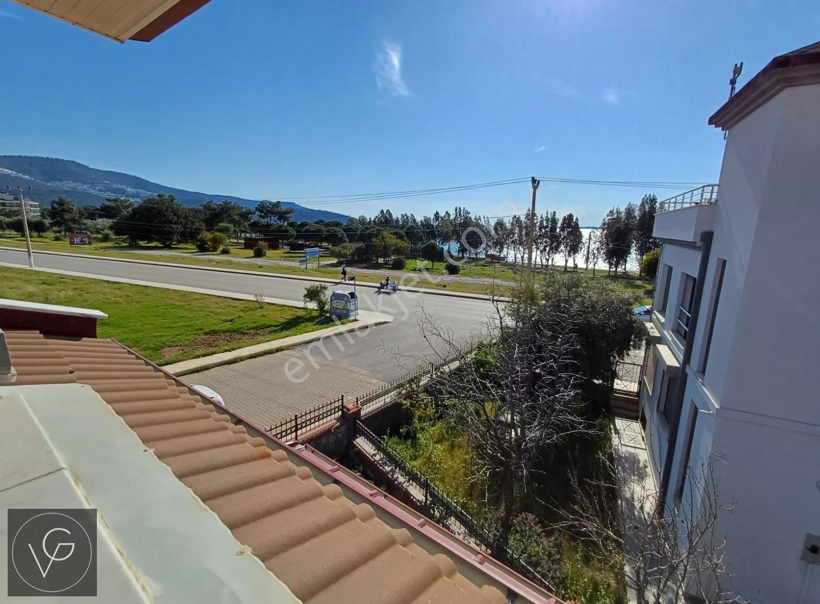 Didim Akbükte Denize 100 Metre Müstakil Ayrı Mutfak 4+1villa - Görsel 2