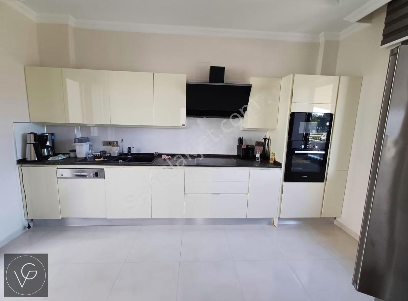 Didim Akbükte Denize 100 Metre Müstakil Ayrı Mutfak 4+1villa - Görsel 16