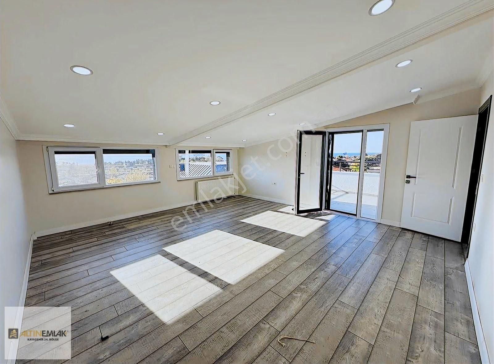 Beylikdüzü Kavaklı Deniz Manzaralı Lüx Triplex Villa 6+2 - Görsel 23