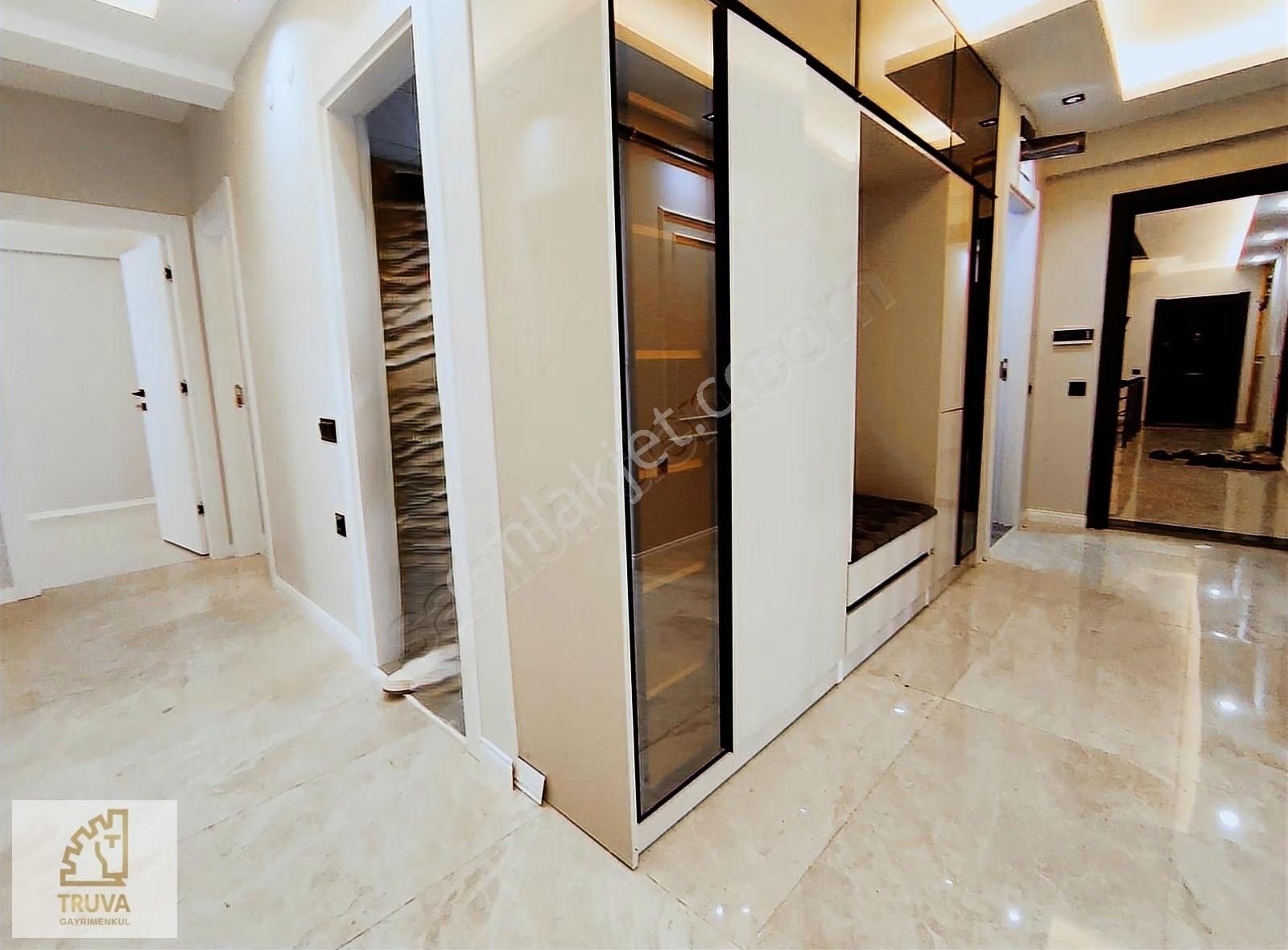 Truva//uğur 'dan Ömürevleri Cağaloğluna 100 M.de Lüx 3+1 - Görsel 15