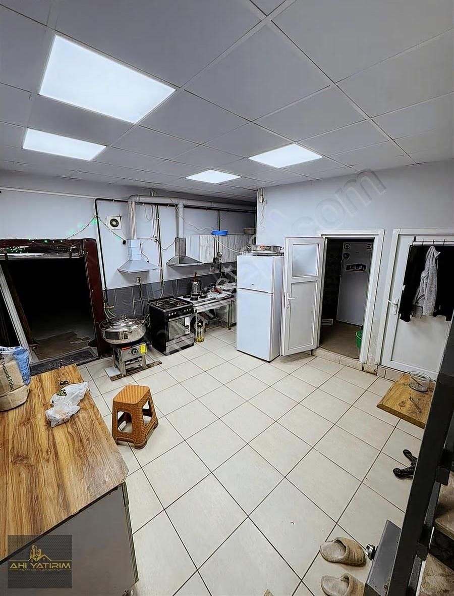 Serdivan Arteria Avm'de Devren Satılık Lokanta/pilavcı Dükkanı - Görsel 2