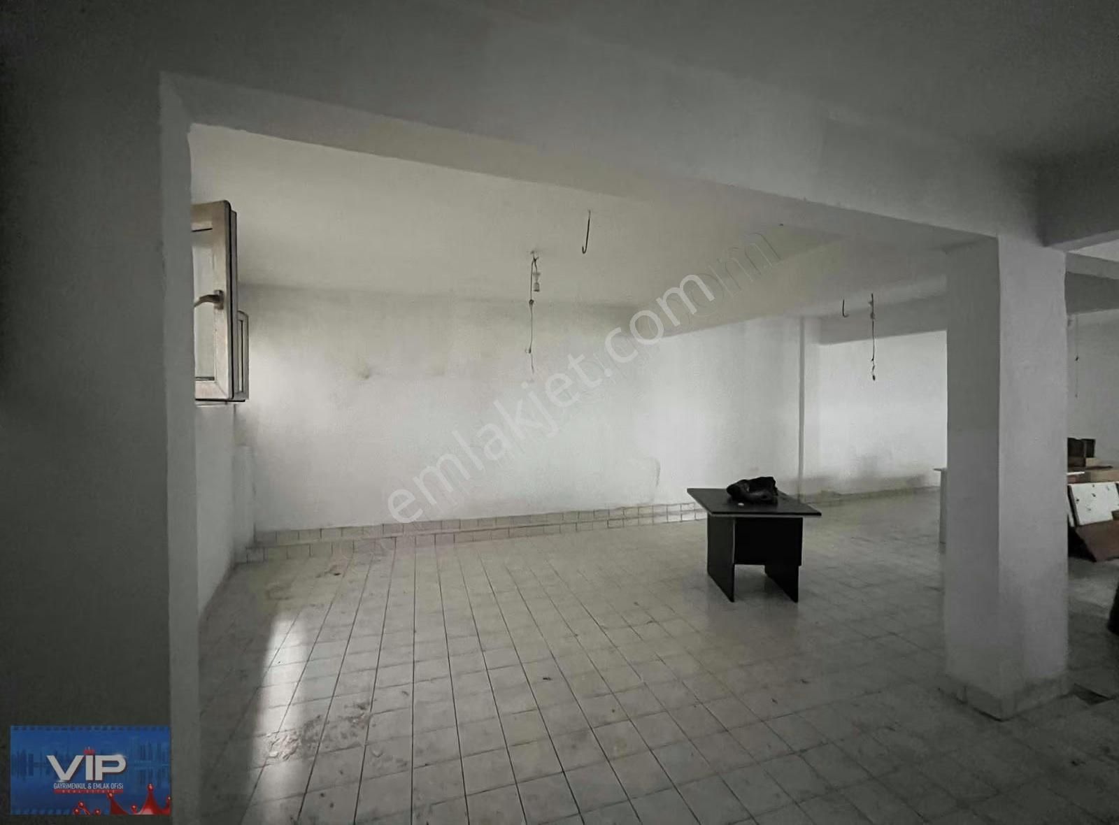 Vıp Gayrimenkul Dan Hacıkasım Da Kiralık Depo&dükkan - Görsel 4