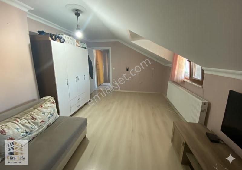 Çekmeköy Merkezde 3+2 Dubleks Geniş Teraslı, Ebeveyn Banyolu, - Görsel 7