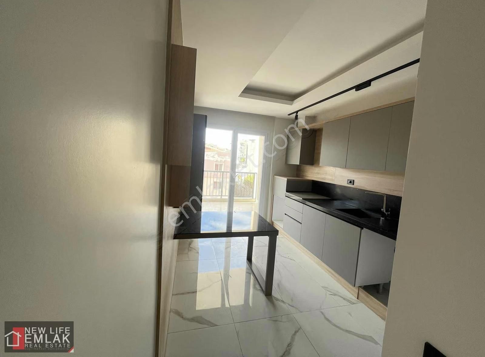 Kuşadası Egemahallesinde Deniz Manzaralı Satılık Daire - Görsel 27