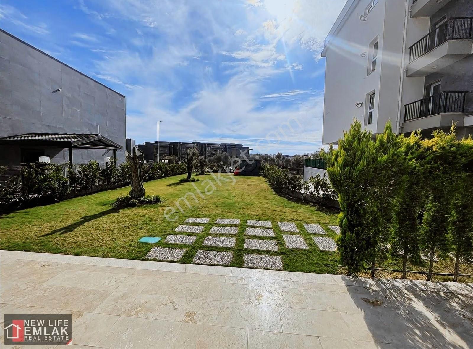 Kuşadası Egemahallesinde Deniz Manzaralı Satılık Daire - Görsel 28