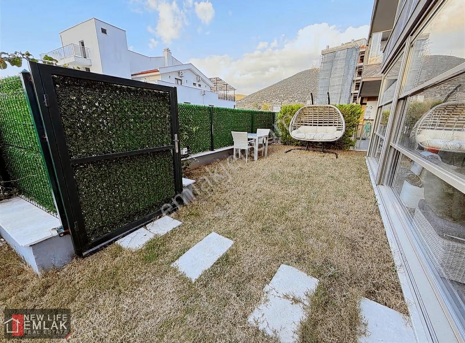 Kuşadası'nda Merkezi Konumda Bahçe Katında Satılık Daire - Görsel 12