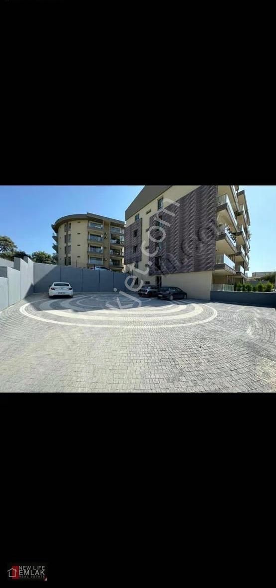 Kuşadası'nda Merkezi Konumda Bahçe Katında Satılık Daire - Görsel 21