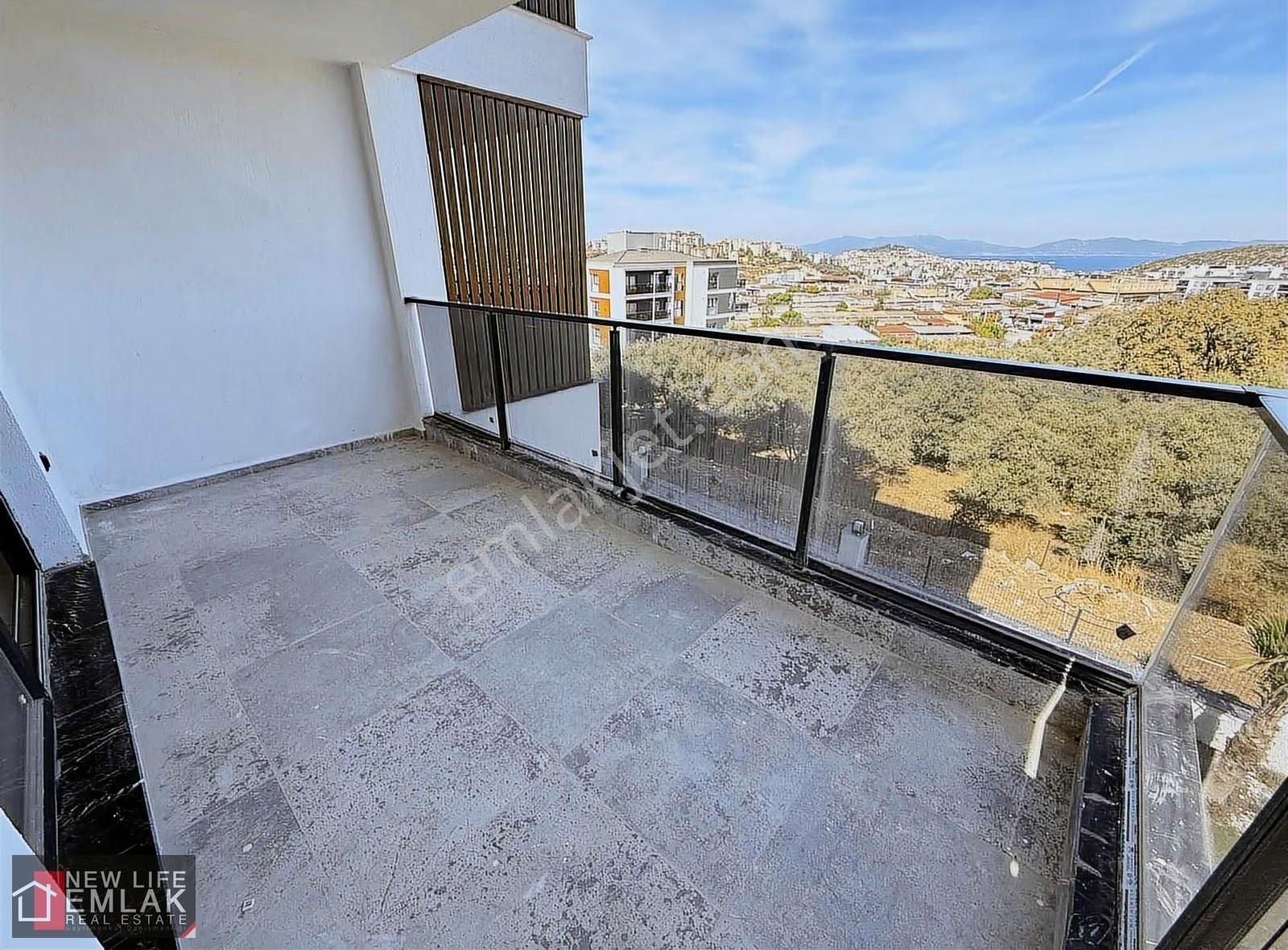 Kuşadasında Deniz Ve Doğa Manzaralı Satılık Daire - Görsel 32