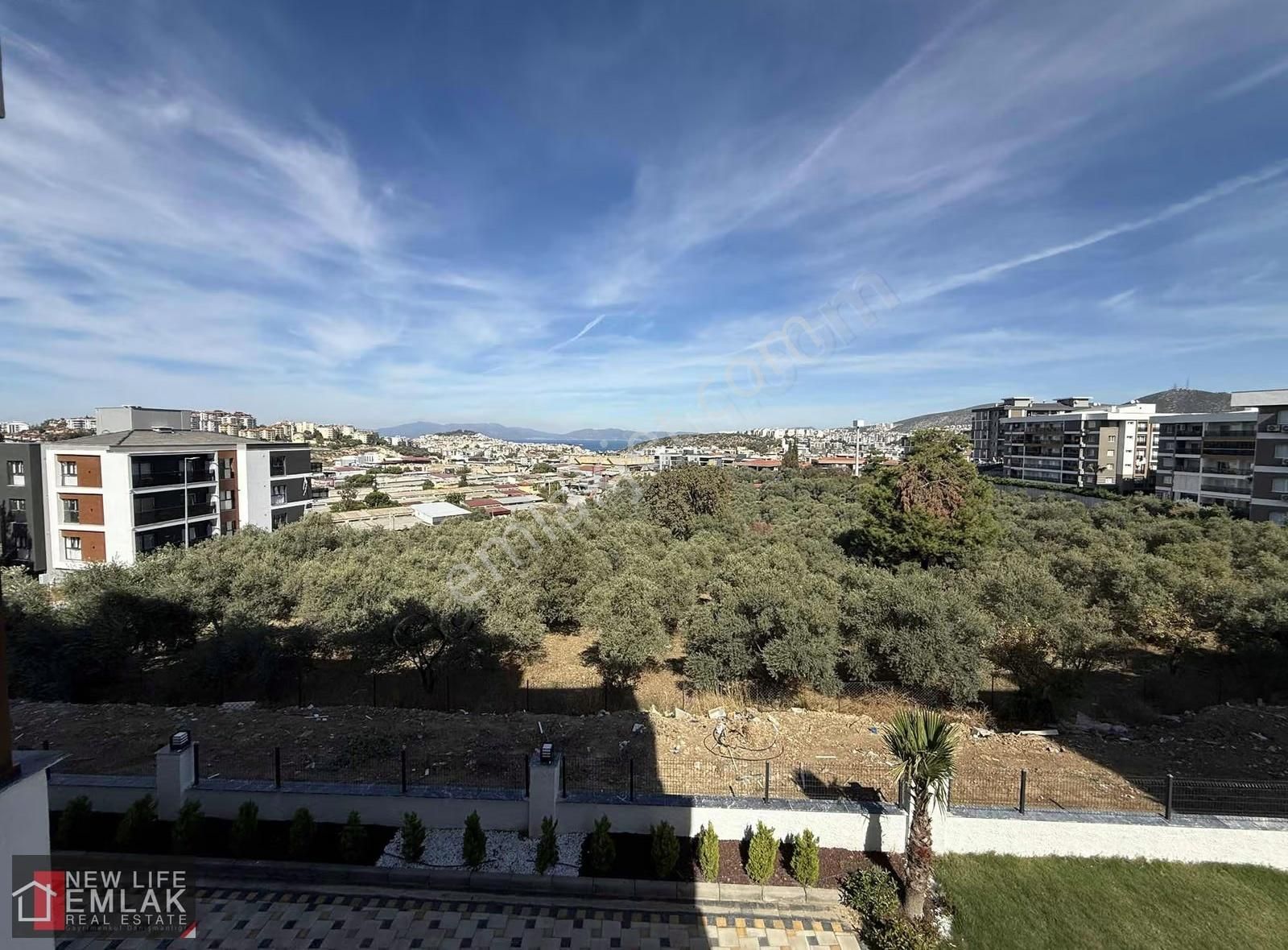 Kuşadasında Deniz Ve Doğa Manzaralı Satılık Daire - Görsel 22