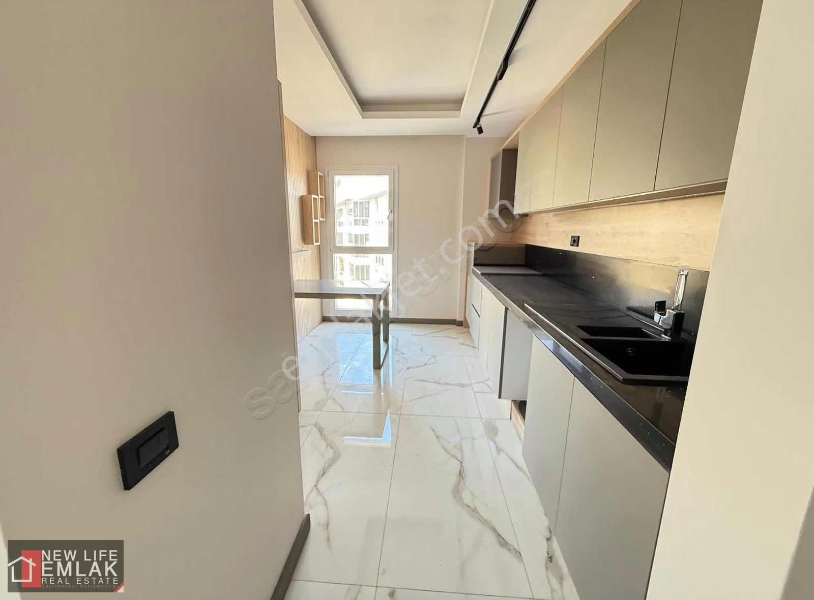 Kuşadası Ege Mahallesinde Deniz Manzaralı Satılık Daire - Görsel 12