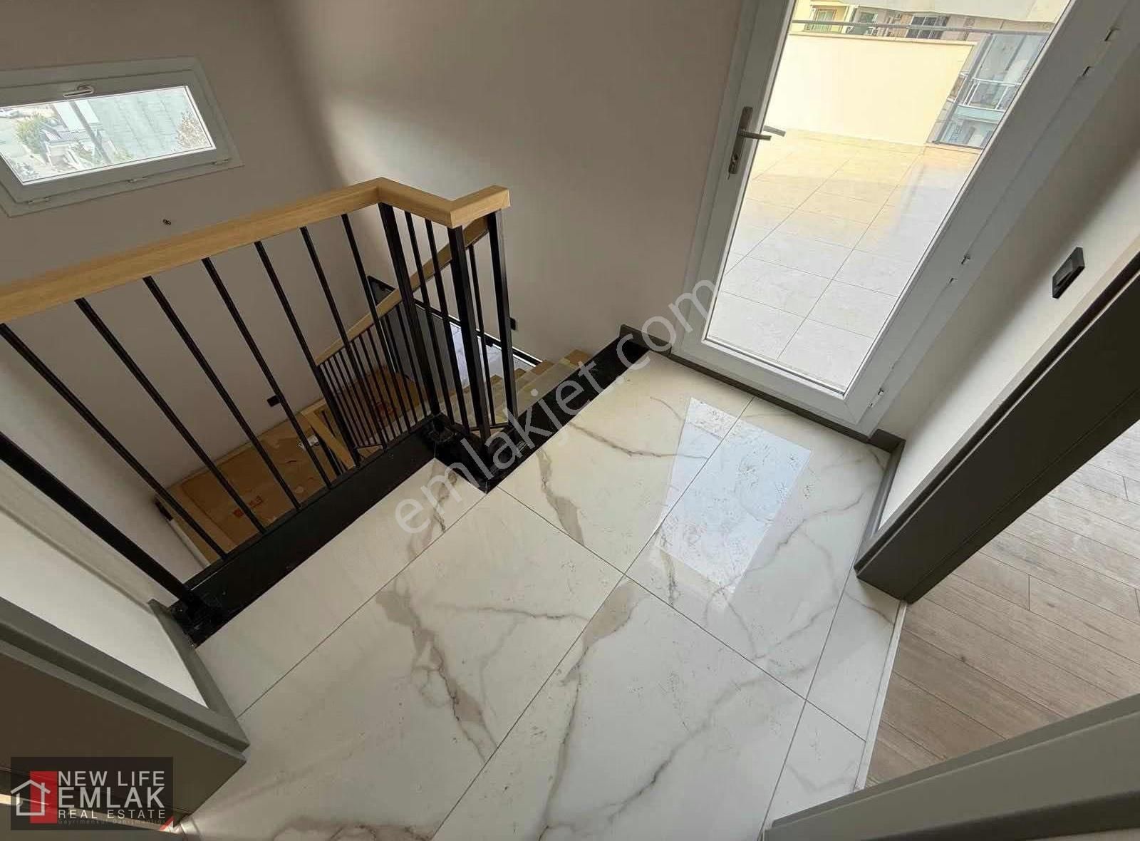 Kuşadası Ege Mahallesinde Deniz Manzaralı Satılık Daire - Görsel 32