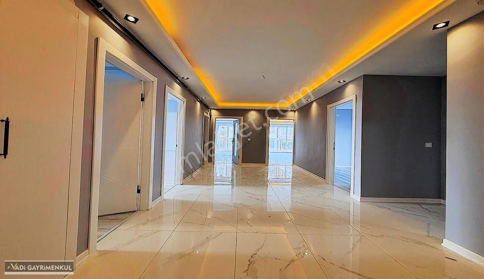 Vadi'den Karakayada Ara Kat Sıfır Katta Tek Daire Geniş 4+1 ! - Görsel 34