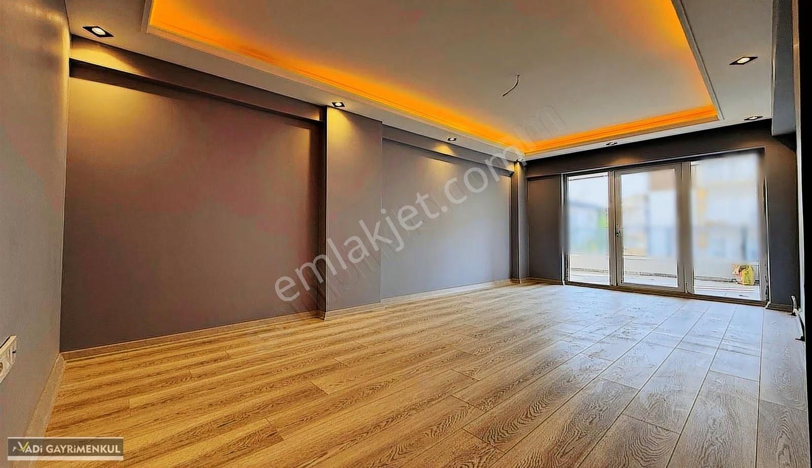 Vadi'den Karakayada Ara Kat Sıfır Katta Tek Daire Geniş 4+1 ! - Görsel 32