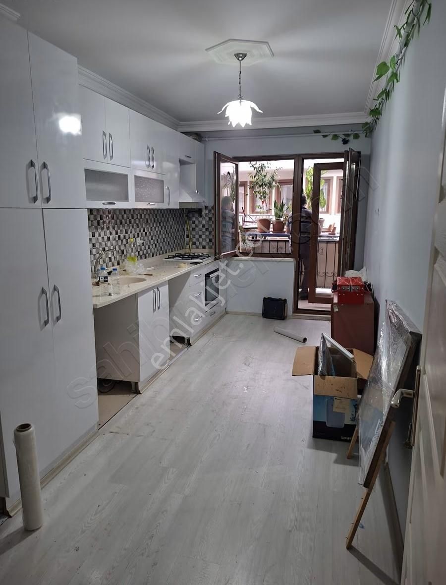 Geniş Ferah 2+1 Daire -artvin Emlak-