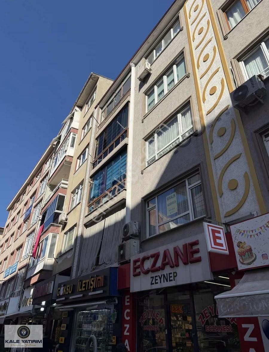 Cumhuriyet Caddesinde 2+1 Doğalgazlı Ön Cephe Daire - Görsel 28
